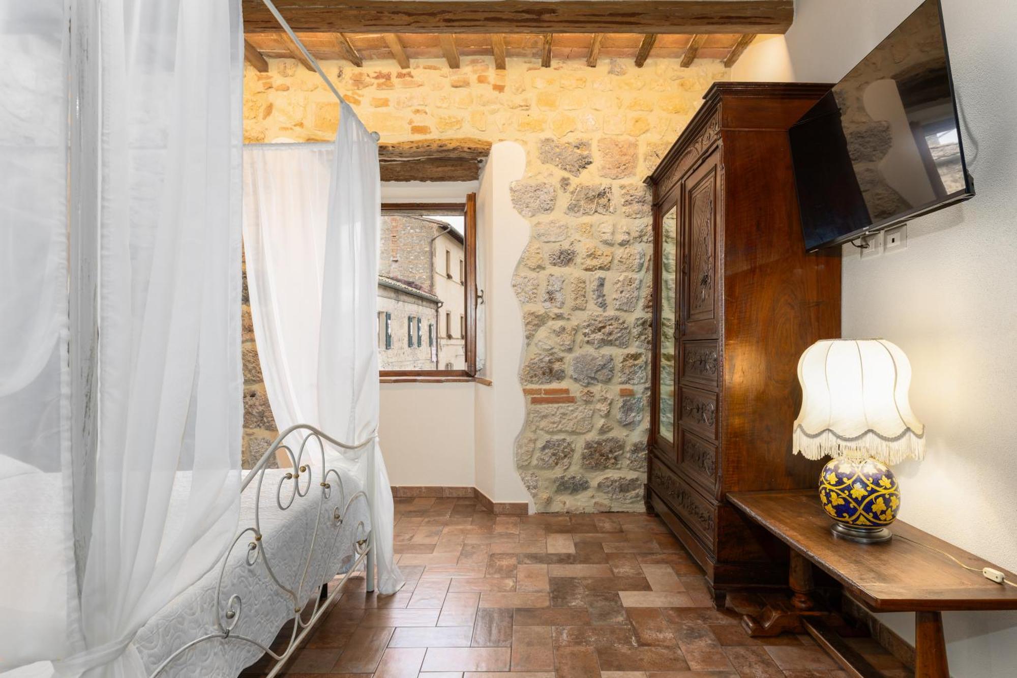 Sognare Nel Castello Hotel Monteriggioni Exterior photo